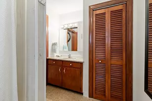 48 Valley St, Wakefield, MA 01880 - Photo 15