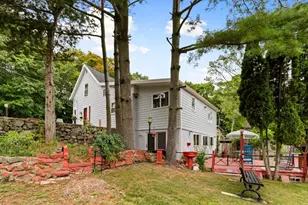 48 Valley St, Wakefield, MA 01880 - Photo 25