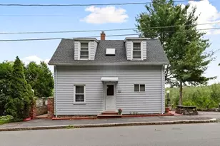 48 Valley St, Wakefield, MA 01880 - Photo 1