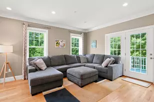 27 Clarks Hill Ln, Framingham, MA 01702 - Photo 9