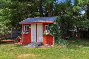 8 Sloane Dr, Framingham, MA 01701 - Photo 31