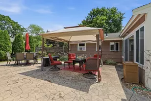 8 Sloane Dr, Framingham, MA 01701 - Photo 27