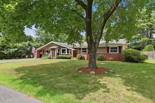 8 Sloane Dr, Framingham, MA 01701 - Photo 1
