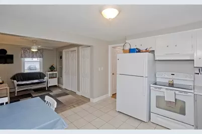 164 Barbara St, Westfield, MA 01085 - Photo 9