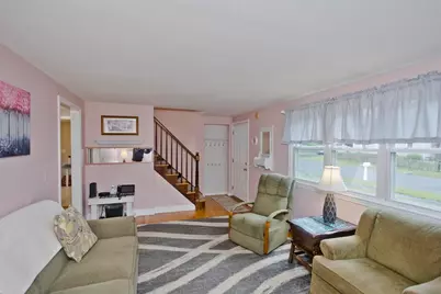 164 Barbara St, Westfield, MA 01085 - Photo 7