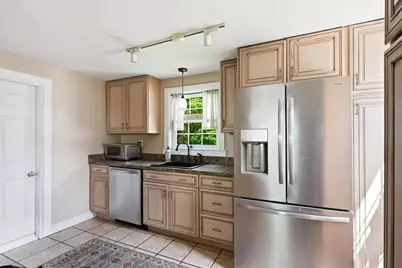 113 Temple St, Whitman, MA 02382 - Photo 9