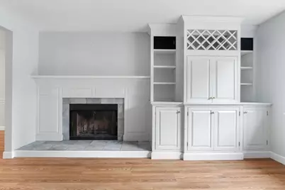 801 Washington St #8, Pembroke, MA 02359 - Photo 1
