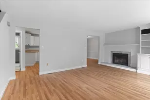 801 Washington St, Pembroke, MA 02359 - Photo 5
