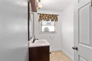 616 Centre, Brockton, MA 02302 - Photo 33