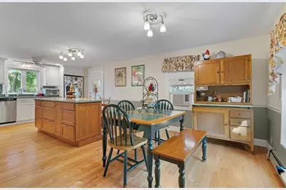 59 Norval Ave, Stoneham, MA 02180 - Photo 9