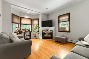 23 Chestnut St, Chelsea, MA 02150 - Photo 11