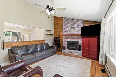 178 County Rd, Southampton, MA 01073 - Photo 5