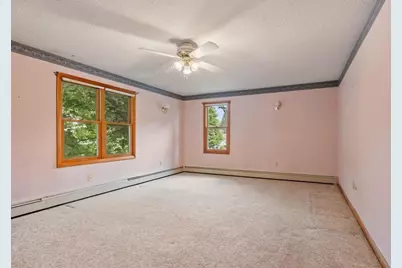 16 Hobson St, Leominster, MA 01453 - Photo 25