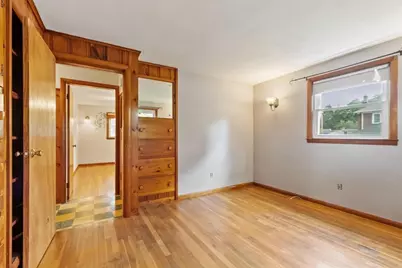 16 Hobson St, Leominster, MA 01453 - Photo 11