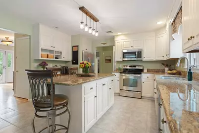15 Little Tree Rd, Medway, MA 02053 - Photo 9
