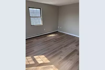 1099 River St #3, Boston, MA 02136 - Photo 5