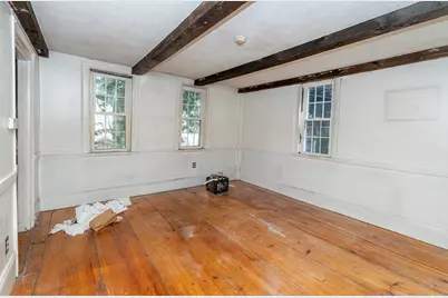 6 Spring St, Amesbury, MA 01913 - Photo 23