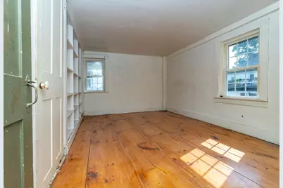 6 Spring St, Amesbury, MA 01913 - Photo 21