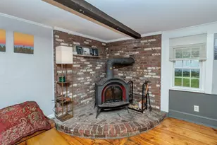 6 Spring St, Amesbury, MA 01913 - Photo 15