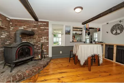 6 Spring St, Amesbury, MA 01913 - Photo 7