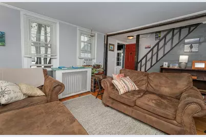 6 Spring St, Amesbury, MA 01913 - Photo 9