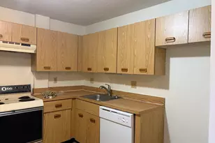 96 Old Colony Ave, Taunton, MA 02718 - Photo 5