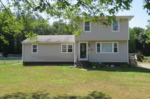 55-1/2 Liberty St, Taunton, MA 02718 - Photo 3