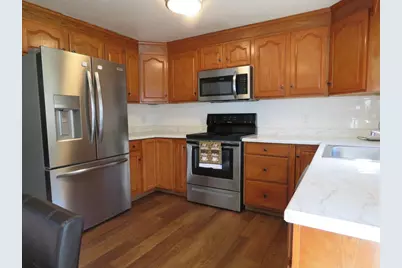 55-1/2 Liberty St, Taunton, MA 02718 - Photo 5