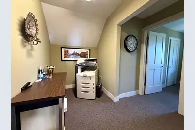 661 South St W, Raynham, MA 02767 - Photo 23