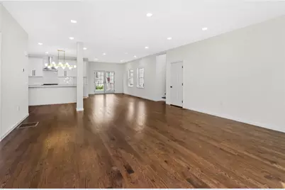 11 Kernwood Ave, Beverly, MA 01915 - Photo 7