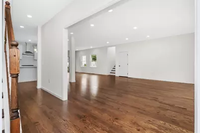 11 Kernwood Ave, Beverly, MA 01915 - Photo 9