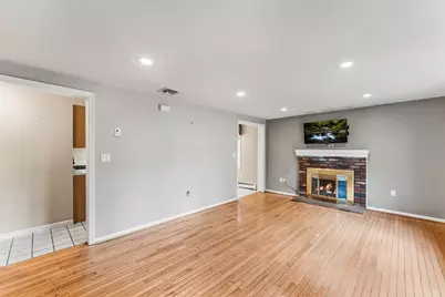 27 Quincy Ave #27, Dedham, MA 02026 - Photo 5