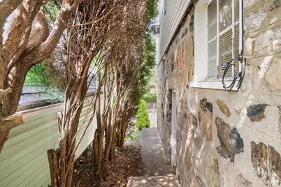 227 Fulton St, Medford, MA 02155 - Photo 37