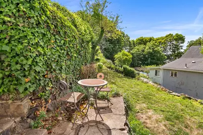 227 Fulton St, Medford, MA 02155 - Photo 35