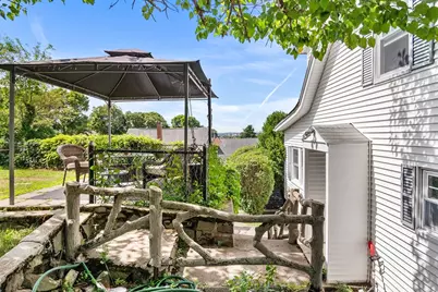 227 Fulton St, Medford, MA 02155 - Photo 33