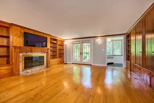 15 Barrett Pl, Northampton, MA 01060 - Photo 9