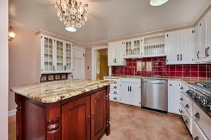 15 Barrett Pl, Northampton, MA 01060 - Photo 13