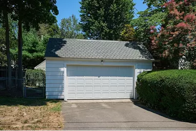 15 Barrett Place, Northampton, MA 01060 - Photo 35