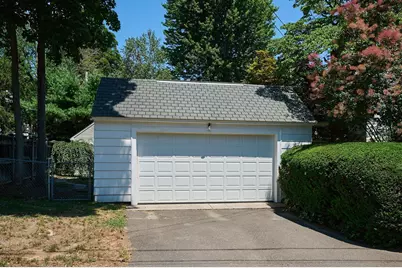 15 Barrett Place, Northampton, MA 01060 - Photo 35