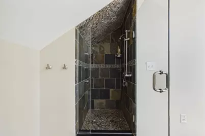 52 Boutwell St #2, Boston, MA 02122 - Photo 35