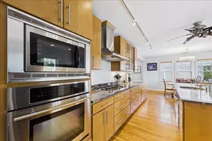 52 Boutwell St, Boston, MA 02122 - Photo 21