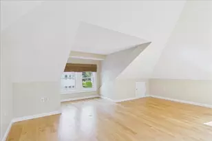 52 Boutwell St, Boston, MA 02122 - Photo 31