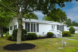 24 Leisurewoods Dr, Rockland, MA 02370 - Photo 1