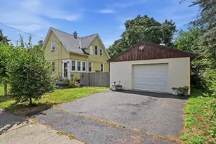 43 Hampden St, Ludlow, MA 01056 - Photo 3