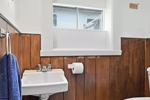43 Hampden St, Ludlow, MA 01056 - Photo 33