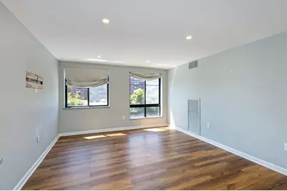 100 Ledgewood Dr #410, Stoneham, MA 02180 - Photo 13