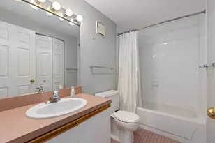 100 Ledgewood Dr, Stoneham, MA 02180 - Photo 21
