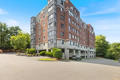 100 Ledgewood Dr #410, Stoneham, MA 02180 - Photo 3