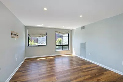 100 Ledgewood Dr #410, Stoneham, MA 02180 - Photo 13