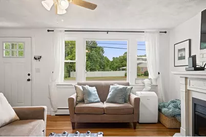 456 North St, Bridgewater, MA 02324 - Photo 5